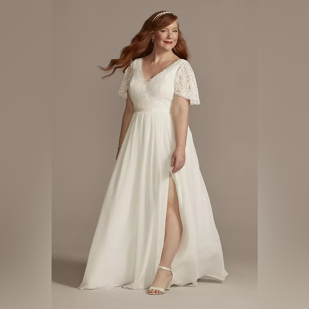 David’s Bridal 18W Wedding Dress